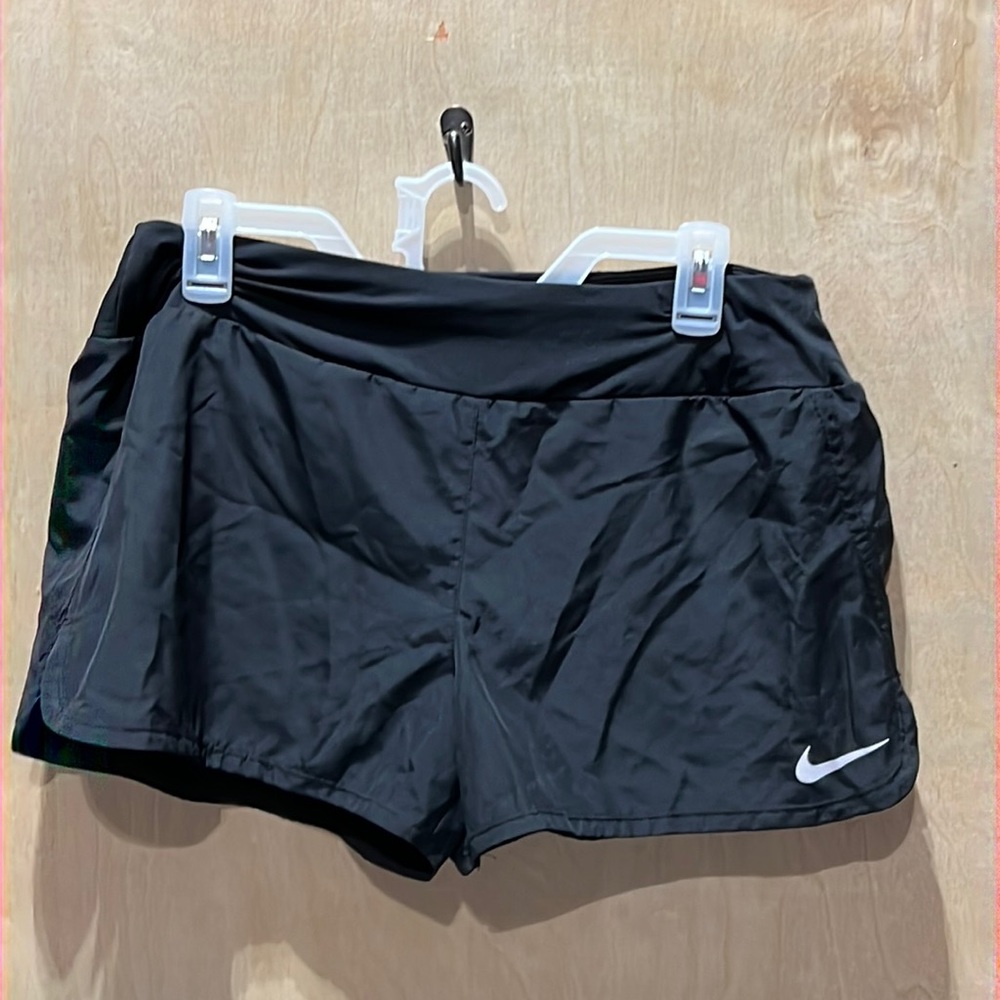 Women’s Nike Running shorts w/drawstrings and rear hidden waistband pocket